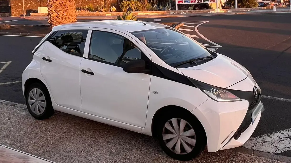 2 toyota aygo